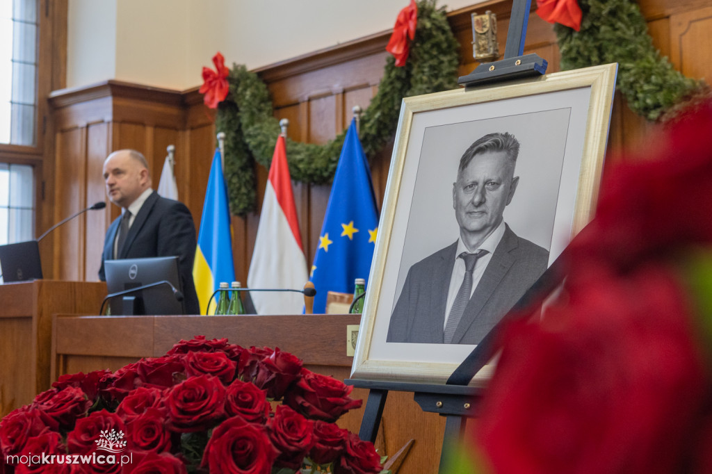 Sejmik i zarząd województwa pożegnali prof. Jacka Woźnego