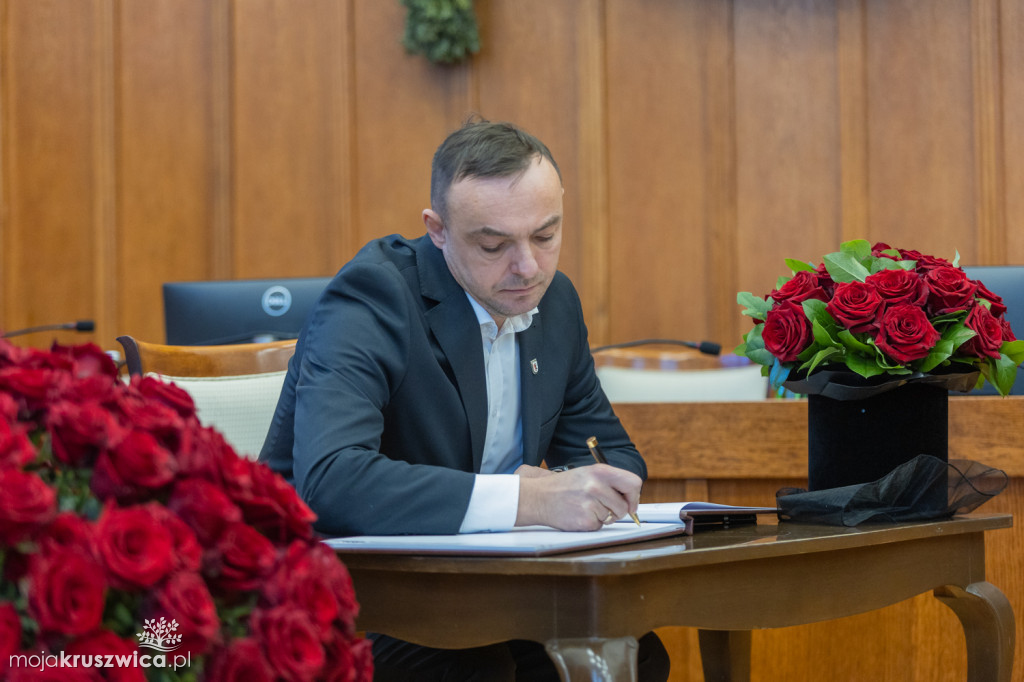 Sejmik i zarząd województwa pożegnali prof. Jacka Woźnego