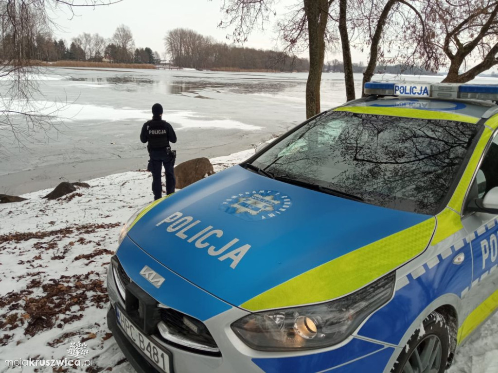 Szok termiczny, panika, brak ratunku. Służby monitorują wodne akweny