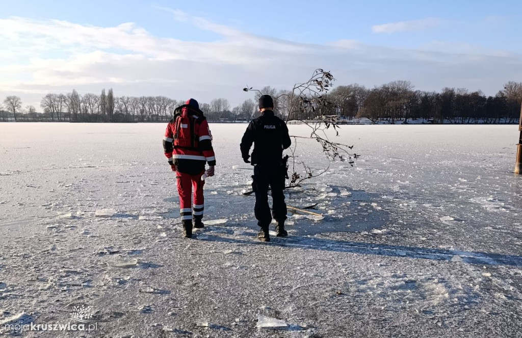 Służby zabezpieczyły dwa przeręble na Gople zostawione po morsowaniu