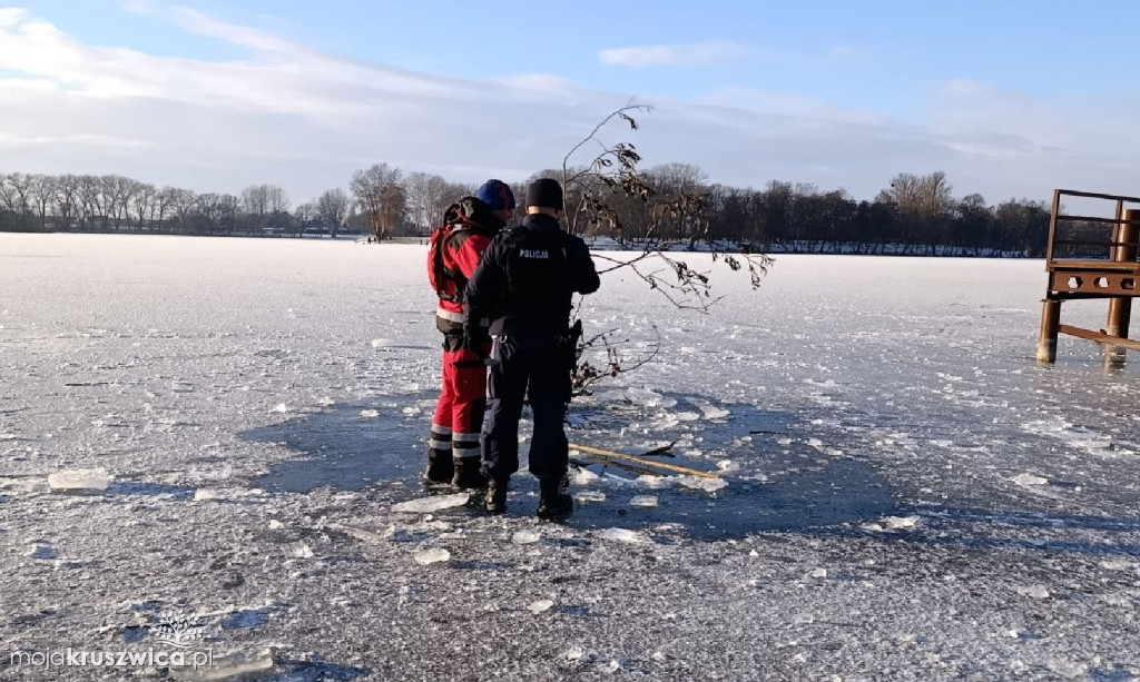 Służby zabezpieczyły dwa przeręble na Gople zostawione po morsowaniu
