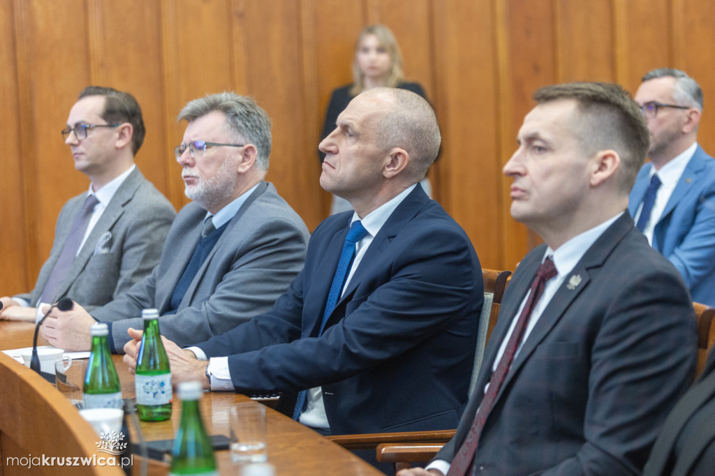 Cztery umowy o dofinansowanie projektów dla Gminy Kruszwica podpisane