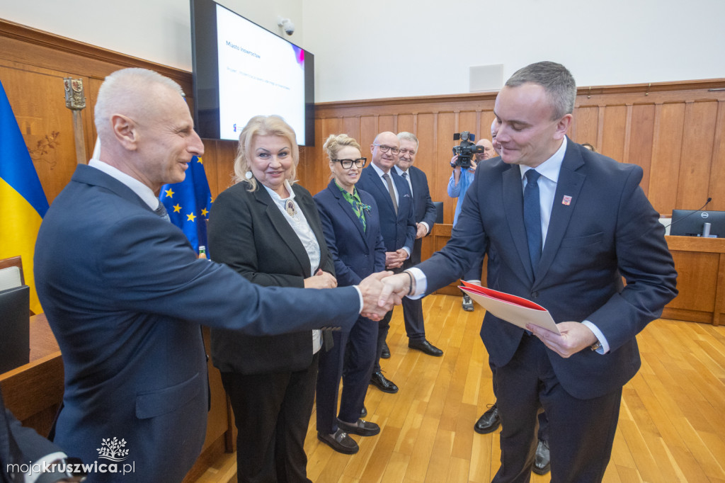 Cztery umowy o dofinansowanie projektów dla Gminy Kruszwica podpisane