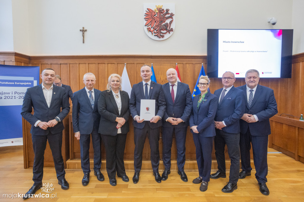 Cztery umowy o dofinansowanie projektów dla Gminy Kruszwica podpisane