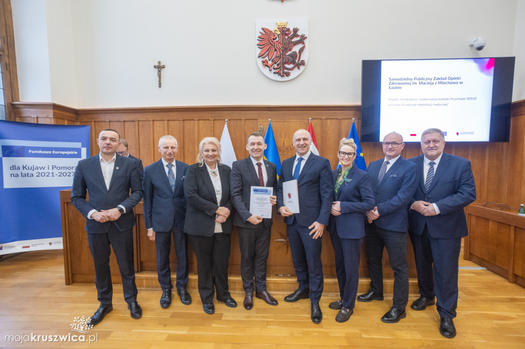 Cztery umowy o dofinansowanie projektów dla Gminy Kruszwica podpisane