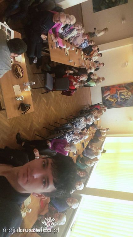 Trwa spotkanie słuchaczy UTW Kruszwica z dyrektorem szpitala w Inowrocławiu