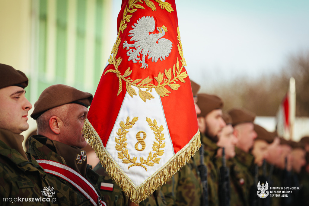 Nowy rok szkoleniowy zainaugurowany w regionie. Apel żołnierzy 8 K-PBOT