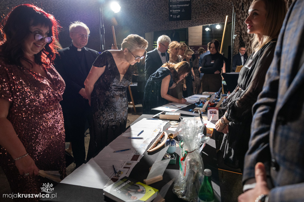 LICYTACJE BAL MARSZAŁKOWSKI