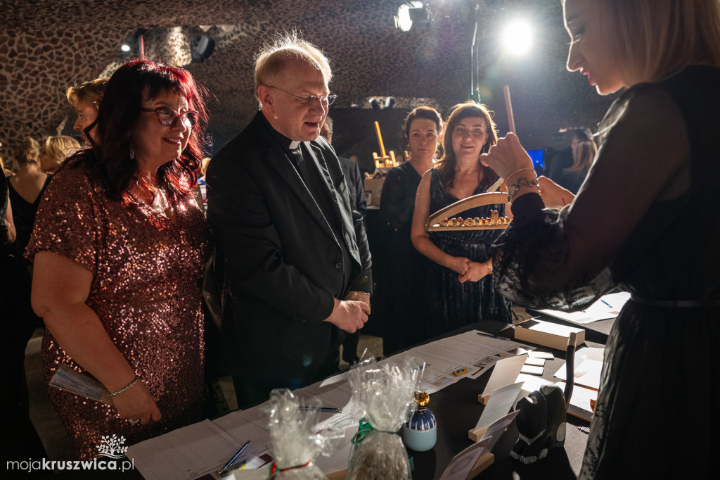 LICYTACJE BAL MARSZAŁKOWSKI