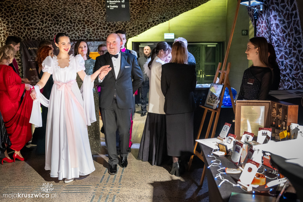 LICYTACJE BAL MARSZAŁKOWSKI