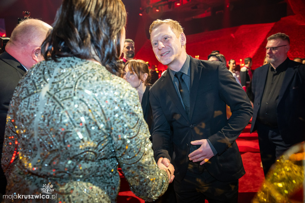 SCENA I POWITANIE GOŚCI