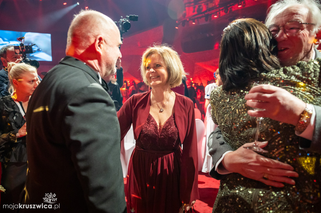 SCENA I POWITANIE GOŚCI