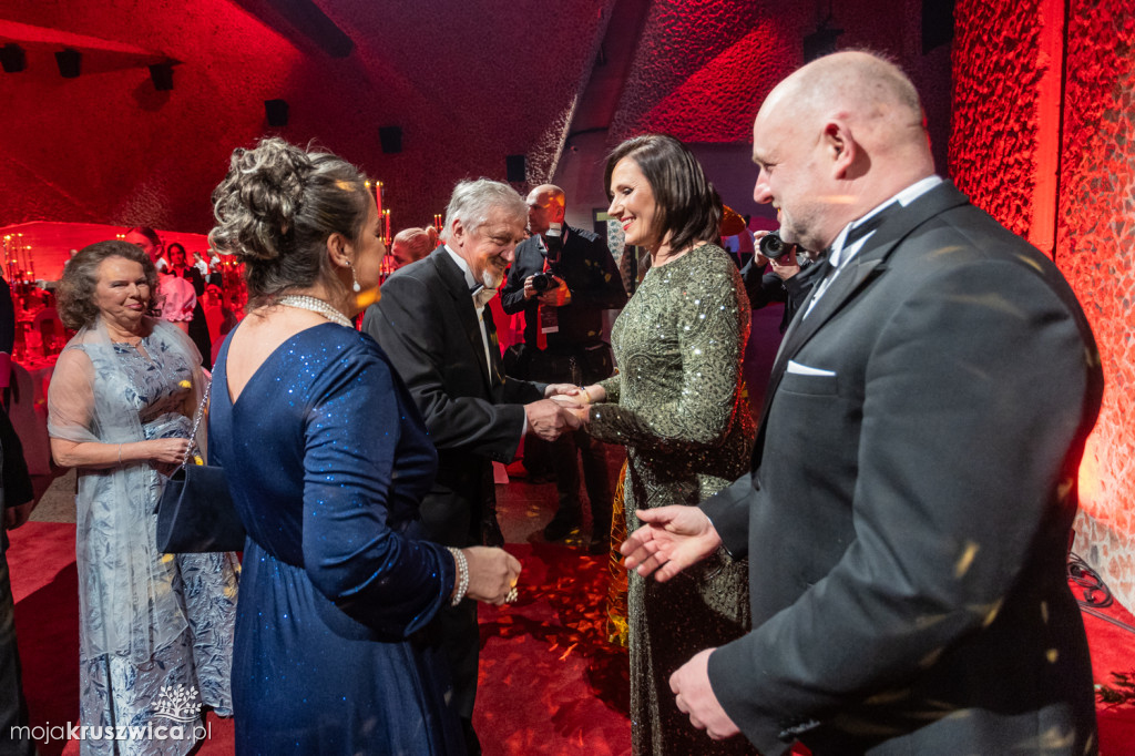 SCENA I POWITANIE GOŚCI