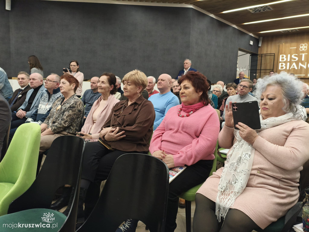 Rozpoczęło się spotkanie z byłym ministrem edukacji Przemysławem Czarnkiem [VIDEO]