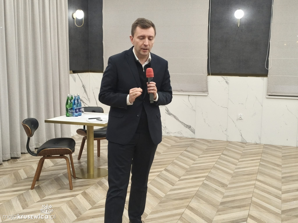 Rozpoczęło się spotkanie z byłym ministrem edukacji Przemysławem Czarnkiem [VIDEO]