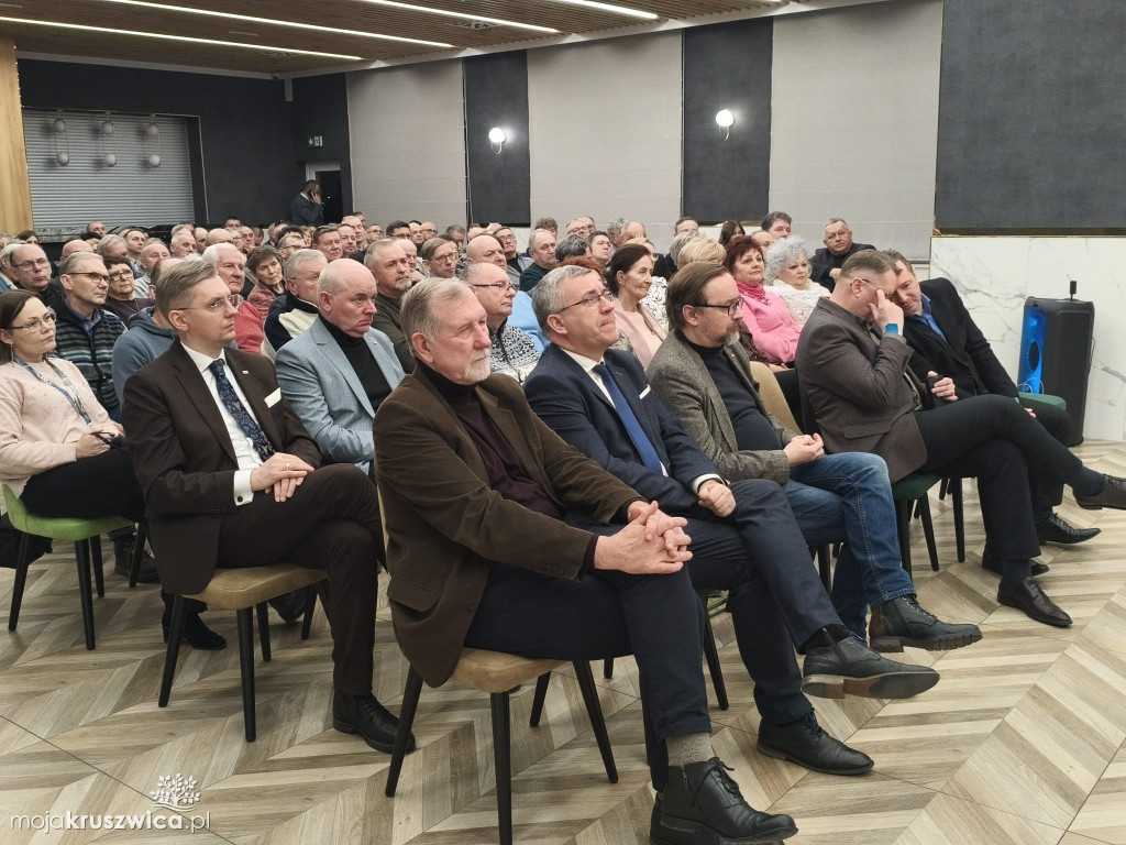 Rozpoczęło się spotkanie z byłym ministrem edukacji Przemysławem Czarnkiem [VIDEO]