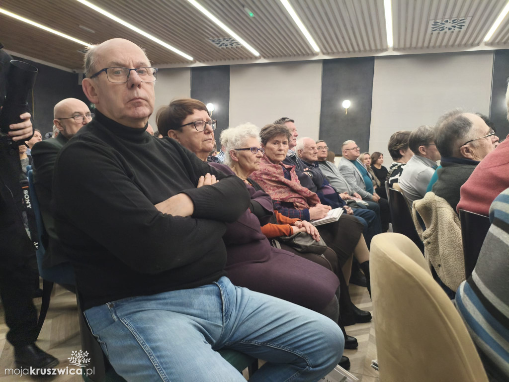 Rozpoczęło się spotkanie z byłym ministrem edukacji Przemysławem Czarnkiem [VIDEO]