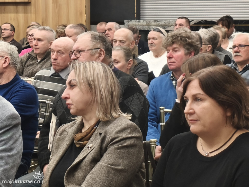 Rozpoczęło się spotkanie z byłym ministrem edukacji Przemysławem Czarnkiem [VIDEO]