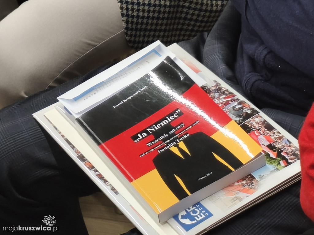 Rozpoczęło się spotkanie z byłym ministrem edukacji Przemysławem Czarnkiem [VIDEO]