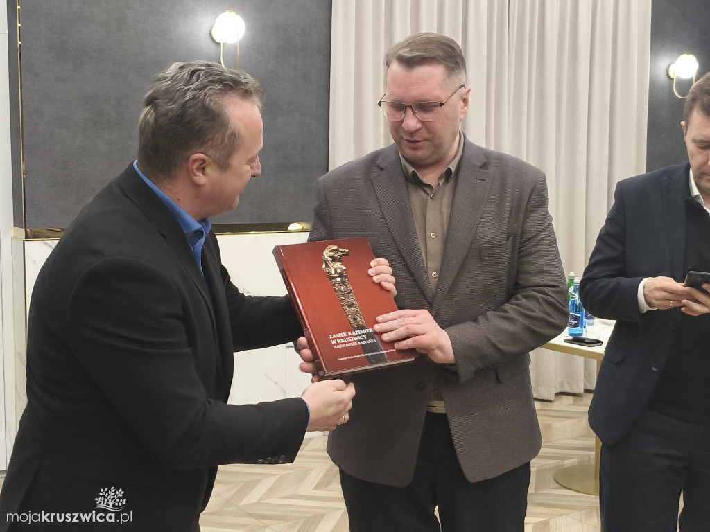 Rozpoczęło się spotkanie z byłym ministrem edukacji Przemysławem Czarnkiem [VIDEO]