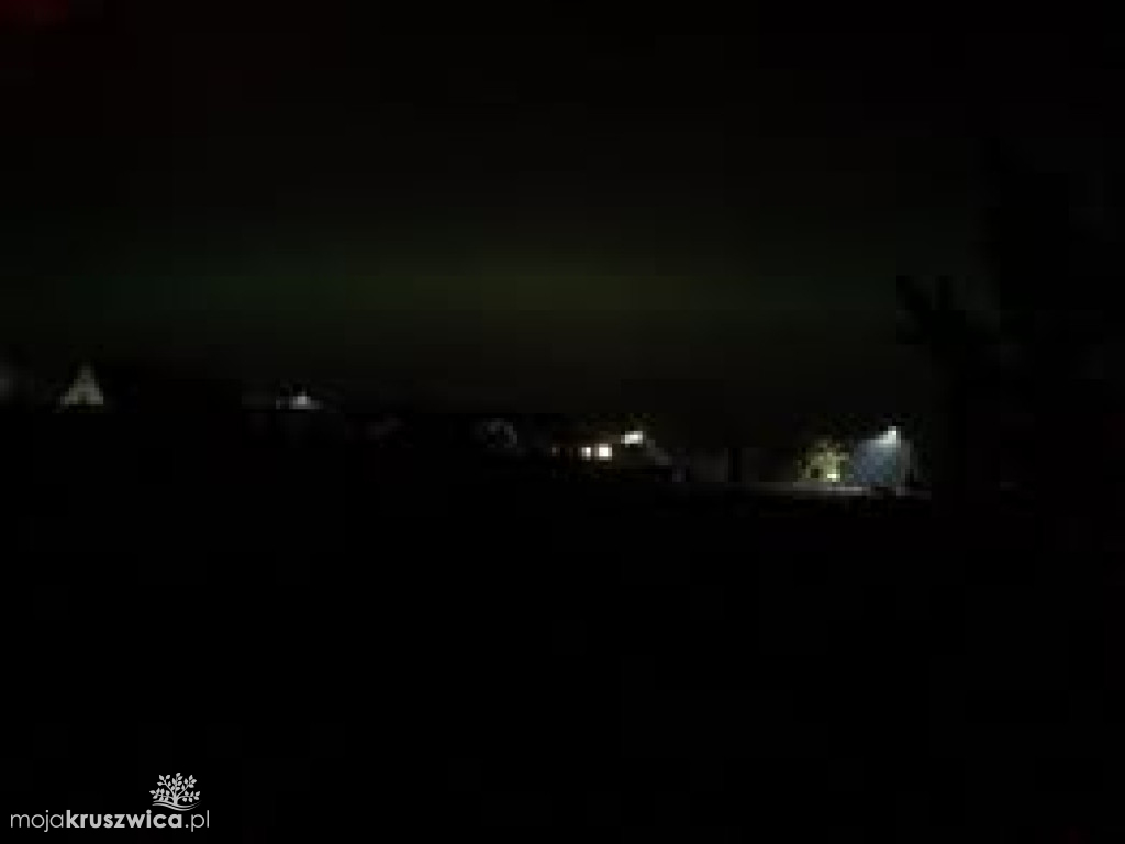 Piękna zorza polarna. Czytelnicy portalu chwycili za aparaty. Zobaczcie efekty!