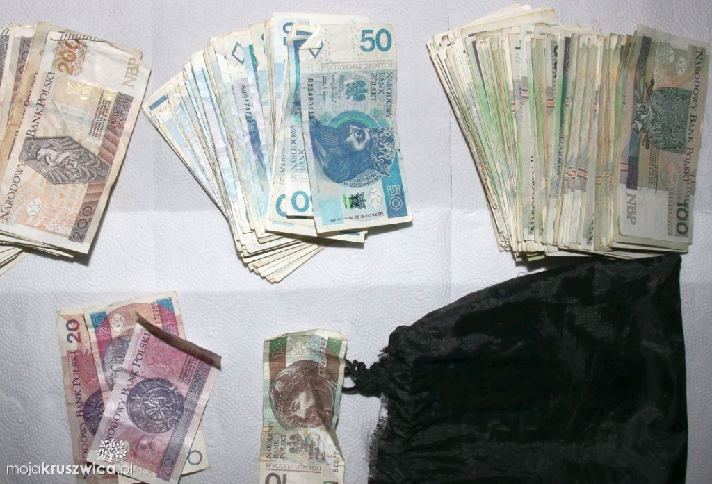 46-latek zatrzymay za znaczną ilość narkotyków i papierosów bez akcyzy