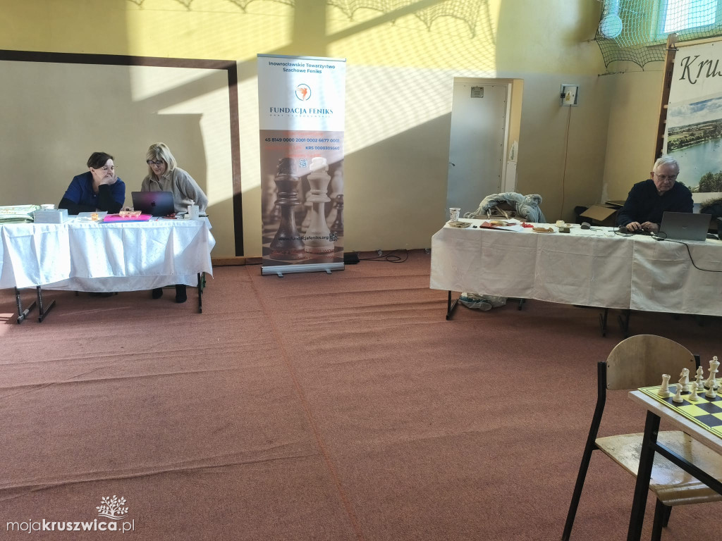 Szachowe zmagania w kruszwickim liceum. Dziś Turniej Charytatywny
