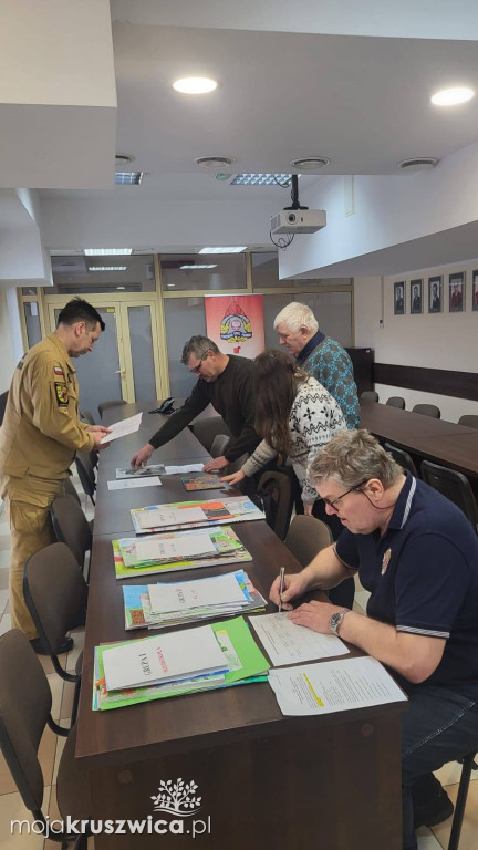 Jarosław Kaczmarek: Wpłynęło ponad 220 prac w konkursie pożarniczym [WYNIKI]