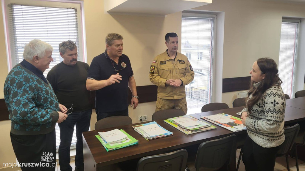 Jarosław Kaczmarek: Wpłynęło ponad 220 prac w konkursie pożarniczym [WYNIKI]