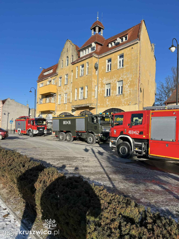 Pracowita interwencja dla strażaków. Pomagali mieszkańcy