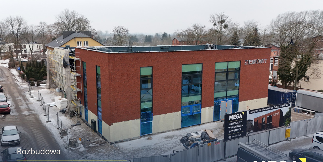 Prace wykończeniowe w nowym budynku CKiS \