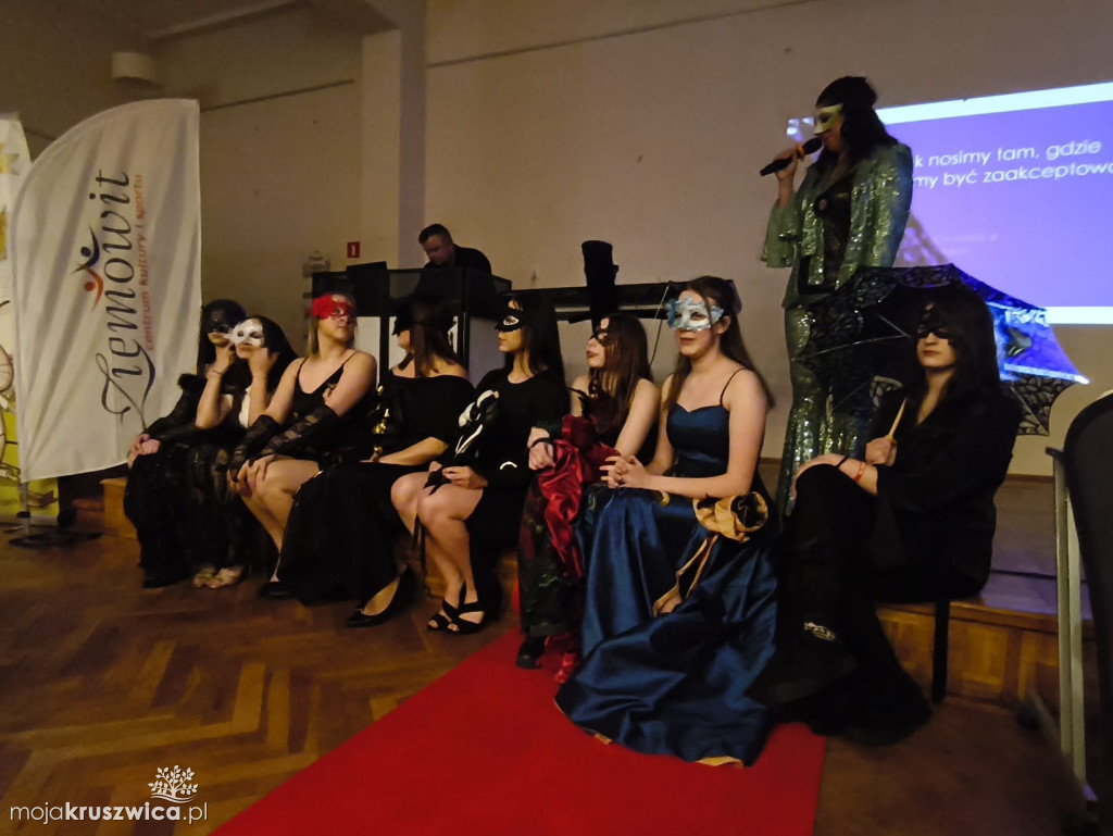 O karnawale i masce rozmawiają na Zagoplu [ZDJĘCIA]