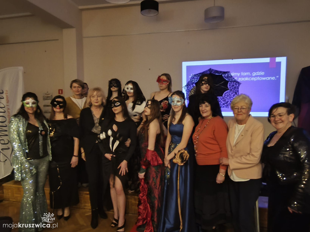 O karnawale i masce rozmawiają na Zagoplu [ZDJĘCIA]