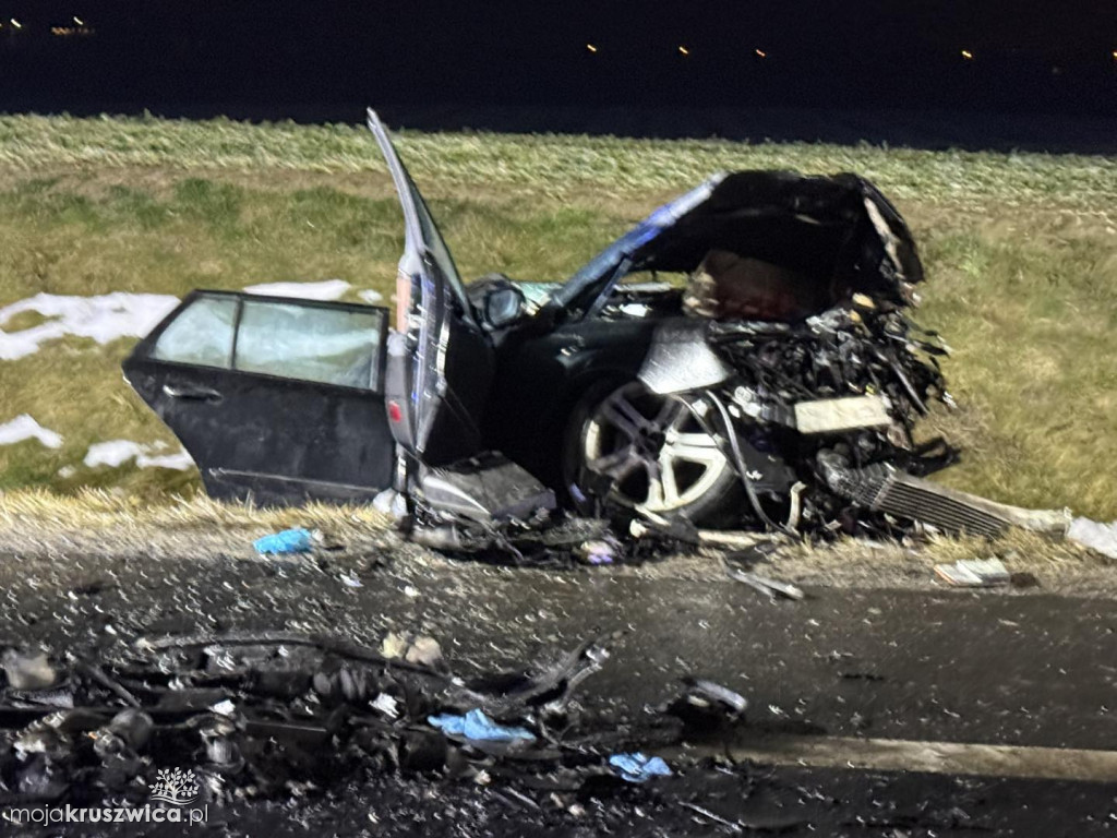Tragiczny wypadek na DK nr 15. Zginęła kobieta. Ranny został mieszkaniec Kruszwicy