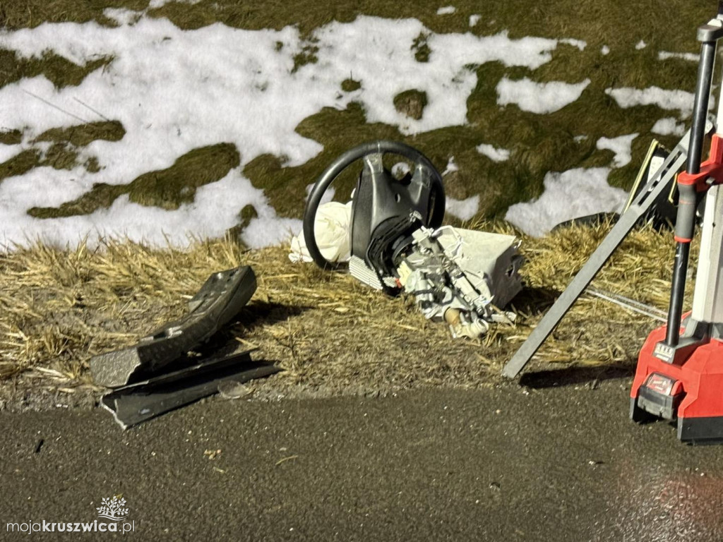 Tragiczny wypadek na DK nr 15. Zginęła kobieta. Ranny został mieszkaniec Kruszwicy