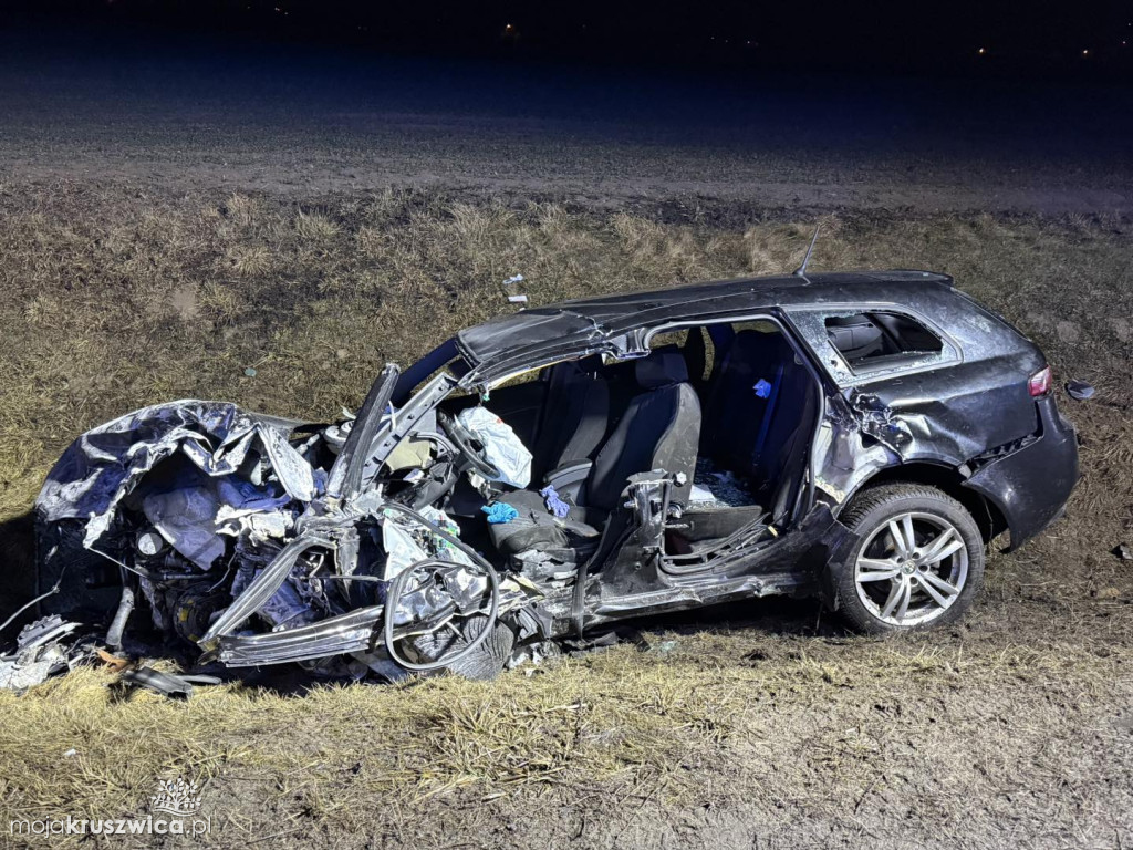 Tragiczny wypadek na DK nr 15. Zginęła kobieta. Ranny został mieszkaniec Kruszwicy