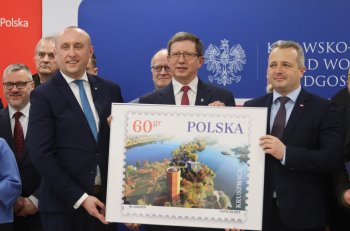  Uroczystości z okazji wprowadzenia do obiegu znaczka pocztowego w ramach serii „Miasta Polskie” – Kruszwica-2832