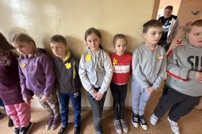 Szkoła w Rusinowie wzięła udział w akcji Żonkile-3831