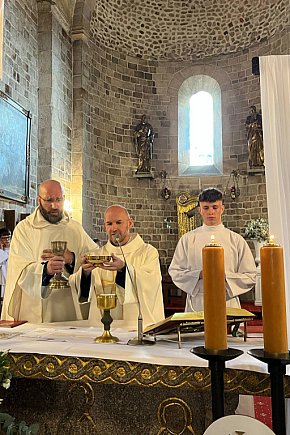 Po raz pierwszy do serca Jezusa – Komunia Święta w Kruszwicy-5191