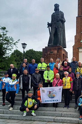 Rowerowa wycieczka do Gniezna z okazji 1000-lecia koronacji króla Polski-5209