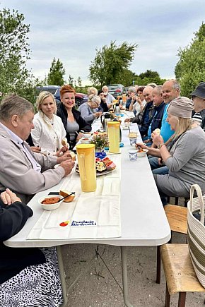 Nad Jeziorem Tryszczyń spotkali się seniorzy-5411