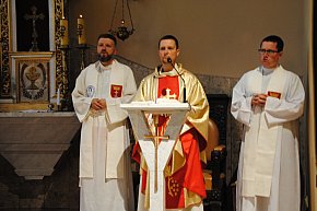 Pielgrzymi wyruszyli z parafii św. Teresy od Dzieciątka Jezus w Kruszwicy-5593