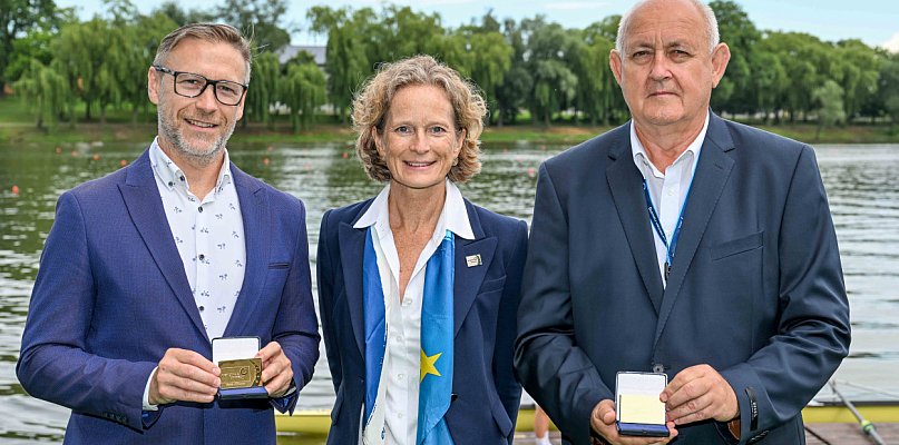 Stefan Janeczek wyróżniony honorowym medalem "European rowing" - 32899