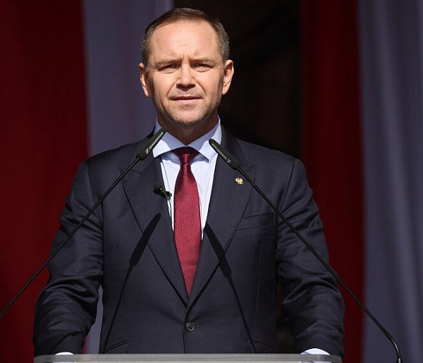 &quot;Gazeta Wyborcza&quot;: Nawrocki na opłaty za kawalerkę pożyczył w 2010 r. Je-42265
