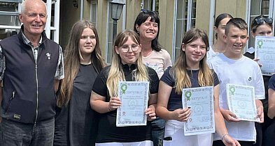 Czworo młodych jeźdźców ze Stajni Ranczo Bródzki z pozytywnym wynikiem egzaminu-43569