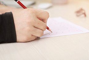 To zaważy na przyjęciu do szkoły średniej. Uczniowie już liczą punkty-43766