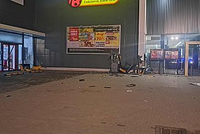W Strzelnie doszło do wybuchu bankomatu -43998
