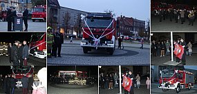 Nowy wóz strażacki na kruszwickim rynku [ZDJĘCIA]