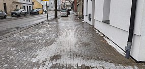 Ślisko na chodnikach w Kruszwicy. Do zobaczenia jutro n