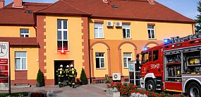 Radny z zarzutami wobec przebiegu ewakuacji w UM. Co na